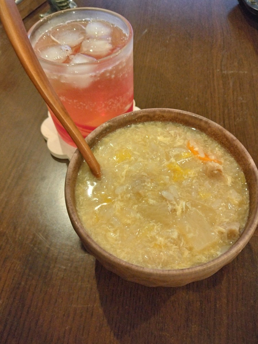 kingy0X's tweet photo. 飯たち https://t.co/kExrn03UGu