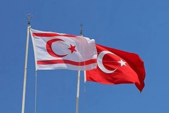 cnyzsk's tweet photo. O çuvallar ait oldukları yere
aşağılık yaratıklara geçirilecek.
Ülkemiz hainlerden arınıp normal seyrine geçecektir,
er ya da geç, öyle ya da böyle
Kısasa kısas, göze göz, dişe diş.
#4TEMMUZ2003
#TürkCumhuriyeti #TürkiyeCumhuriyeti 🇹🇷 https://t.co/6R8ibhOoMT