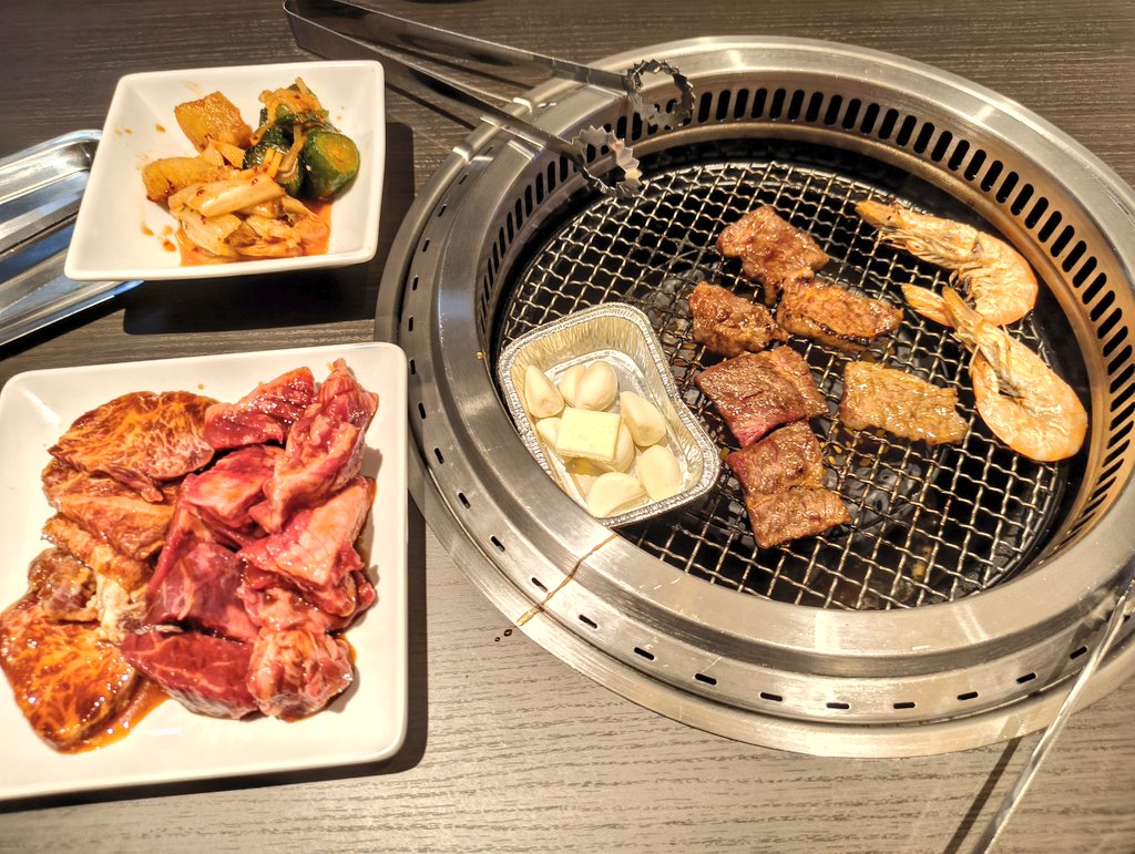 xxhanimaru's tweet photo. チャチャタウンのワンカルビで焼肉 https://t.co/E7fwg1vscN
