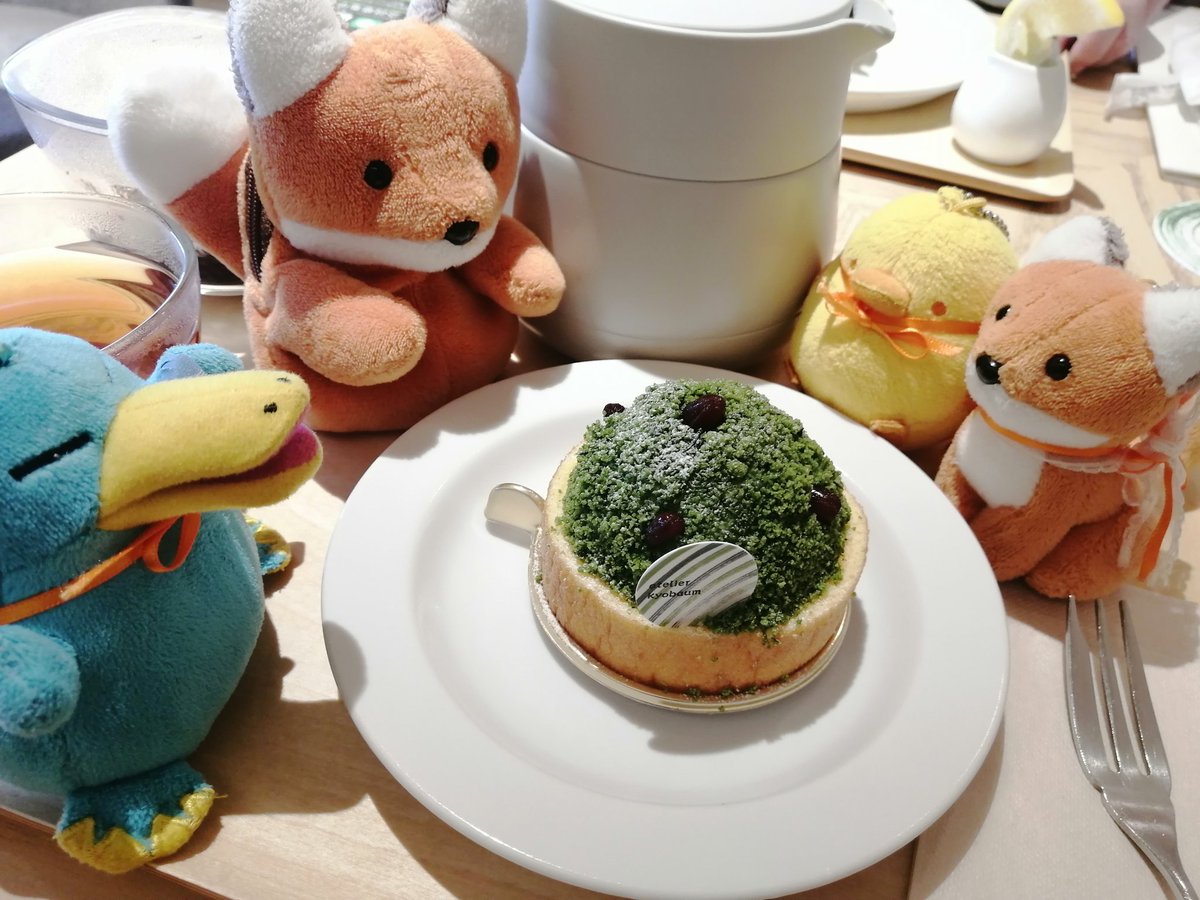 yuduki_kou's tweet photo. 抹茶畑！（おいしい！）
クロワッサンサンドも食べたかった（この後パン屋行くのでセーブした）
平日限定アフヌンも来たいね！ https://t.co/W44BWqdHJf