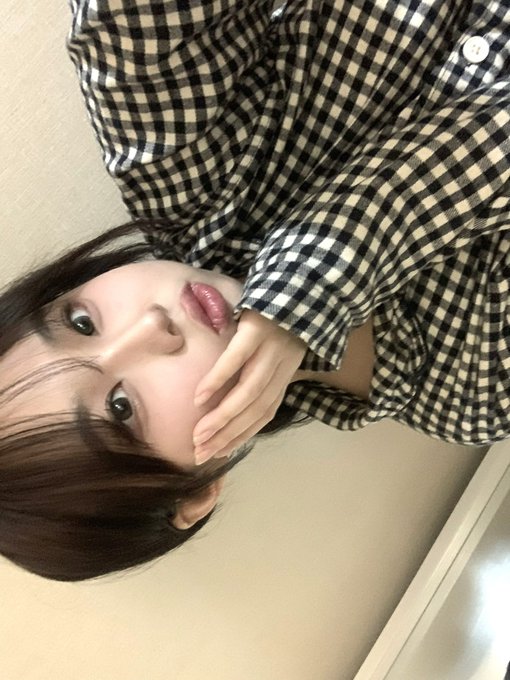 AngleaBatt54055's tweet photo. 잠옷셀카 
#춘천 #맘눌뎀 #일상 https://t.co/Hnnx6GDEZC
