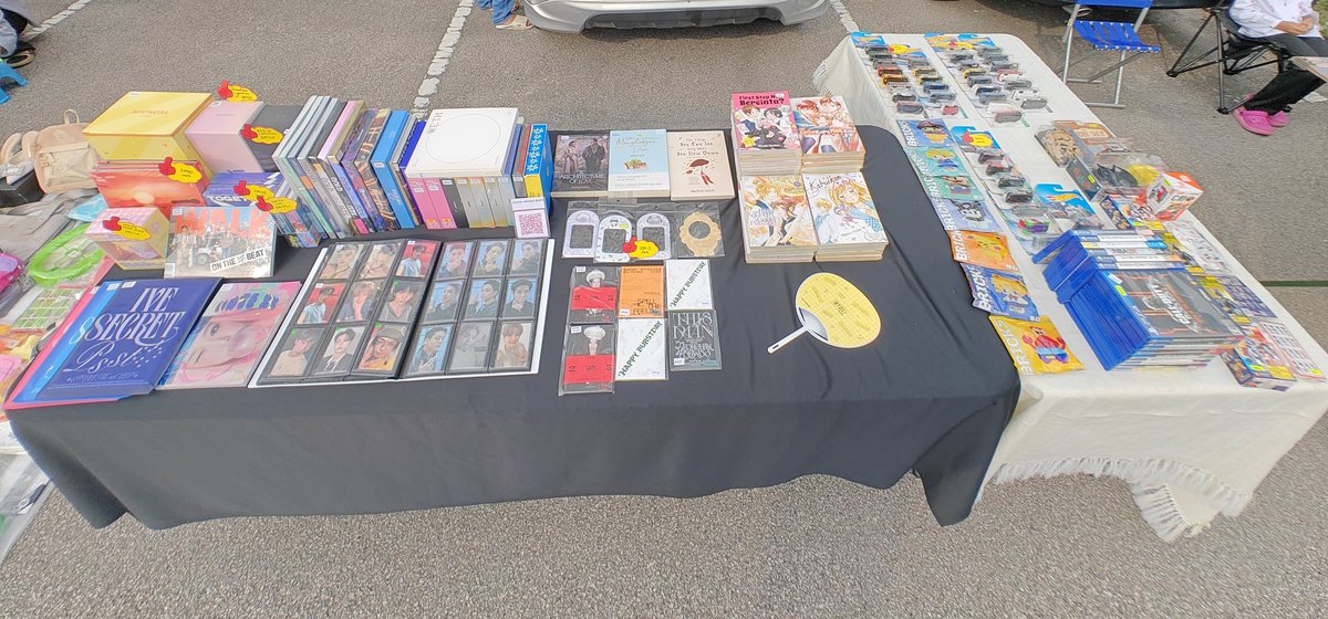 svt_gamer's tweet photo. I AM BACK WITH MORE ALBUMS ❤️‍🔥❤️‍🔥 

#pasarseventeen #pasarsvt #pasarplave #pasartxt #pasarbts #pasarive #pasarateez #pasaritzy #pasarkpop #carboot https://t.co/U3du5eU5rt