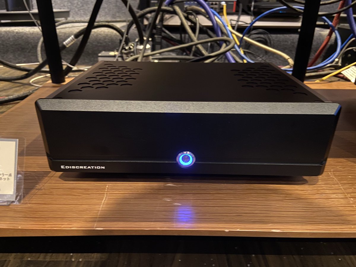 MaxaudioA's tweet photo. Ediscreation/Net Silent JSM
背景が静かで、前後左右の空間���現が抜群にいいです♪
一度入れるとこれは外せないですね😁
小倉本店で常設展示中❗️
#maxaudio
#マックスオーディオ
#Ediscreation
#NetSilent https://t.co/JWrYXvWDKL