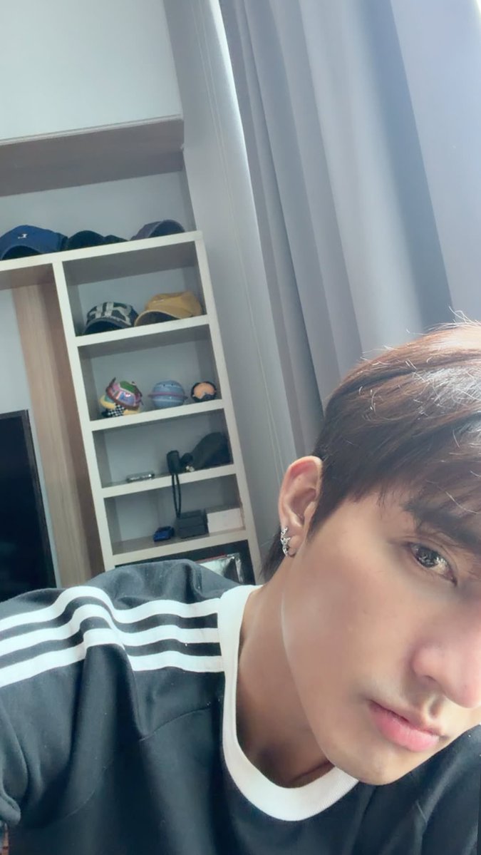 EarthOfficialFC's tweet photo. เป็นวันเสาร์ที่ดีต่อใจมากค่ะ 🥰

IGs : theearthe 

Earth Pirapat 
@Earth_Pirapat #EarthPirapat #ชาวโลก https://t.co/TIdQ3Hm5bn