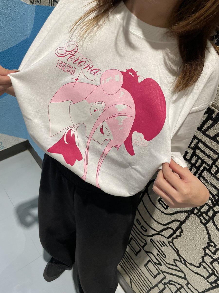 mugiwara_store's tweet photo. 【新商品】
ONE PIECE HEROINES
TシャツB M/L
NAMI/ROBIN/PERONA

各4,950円(税込)

好評発売中！
#麦わらストア #ONEPIECE https://t.co/hdbUORUuzd