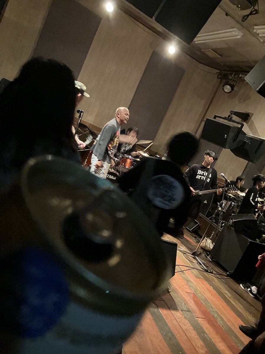handacore's tweet photo. 本日@西荻窪FLAT
stinger 出演です。
遅れてGYROから♪ https://t.co/b0oalvS5Ml