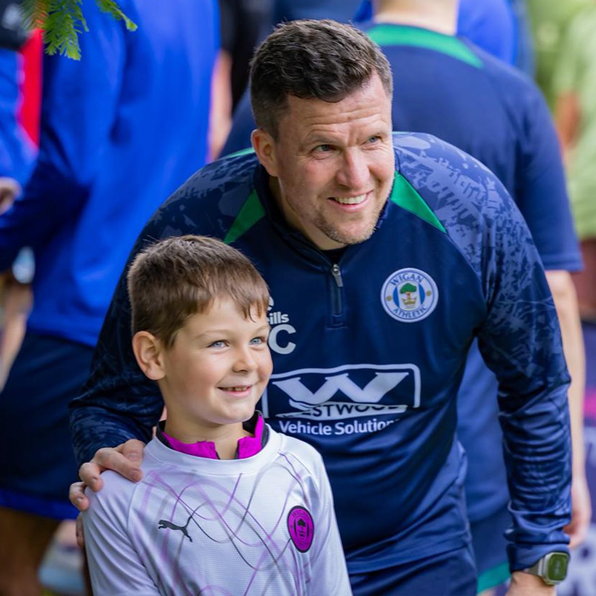 LaticsOfficial's tweet photo. 🫶 A great morning at Haigh Hall!

Thank you for joining Gary, Perks and the lads on the Park Run! 🏃 https://t.co/b1KcchhUNU