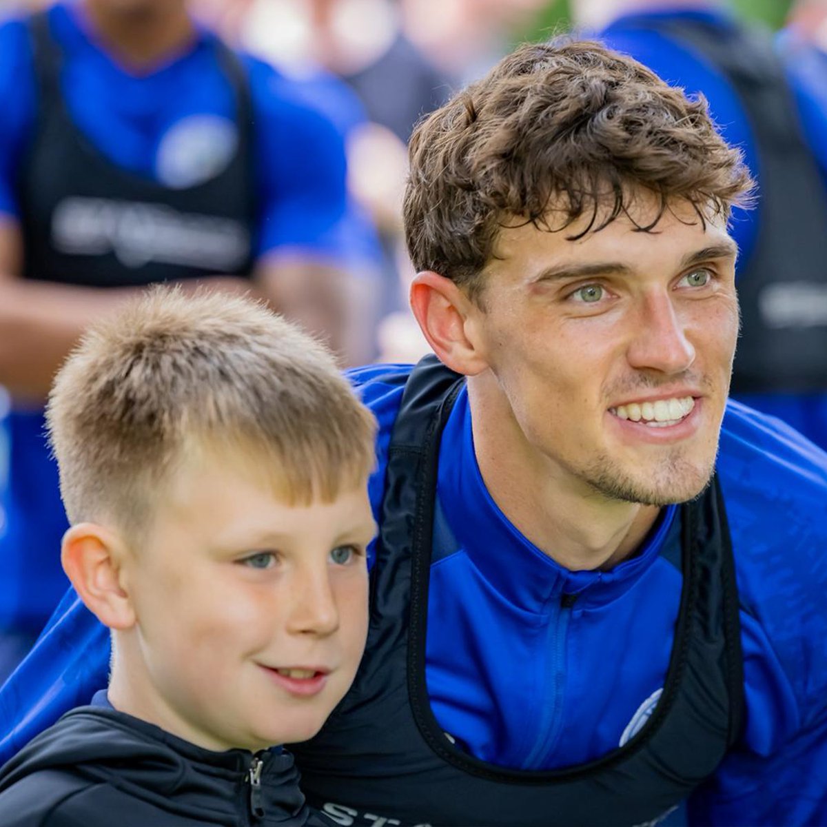LaticsOfficial's tweet photo. 🫶 A great morning at Haigh Hall!

Thank you for joining Gary, Perks and the lads on the Park Run! 🏃 https://t.co/b1KcchhUNU