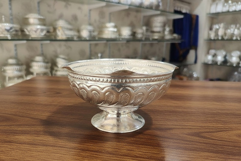 kanika_jain83's tweet photo. πͺβ¨ German Silver Big Bowl β Elegant Serving Bowl for Fruits, Snacks
π SHOP NOW
π Website: https://t.co/Yaxdvirjtr
ποΈEtsy Shop: https://t.co/t11Y9YOtoi
πLink in bio for quick purchase
#GermanSilver #ServingBowl #FruitBowl #PrasadamBowl #PoojaEssentials #GermanSilverDecor https://t.co/FMLEoDjUyQ