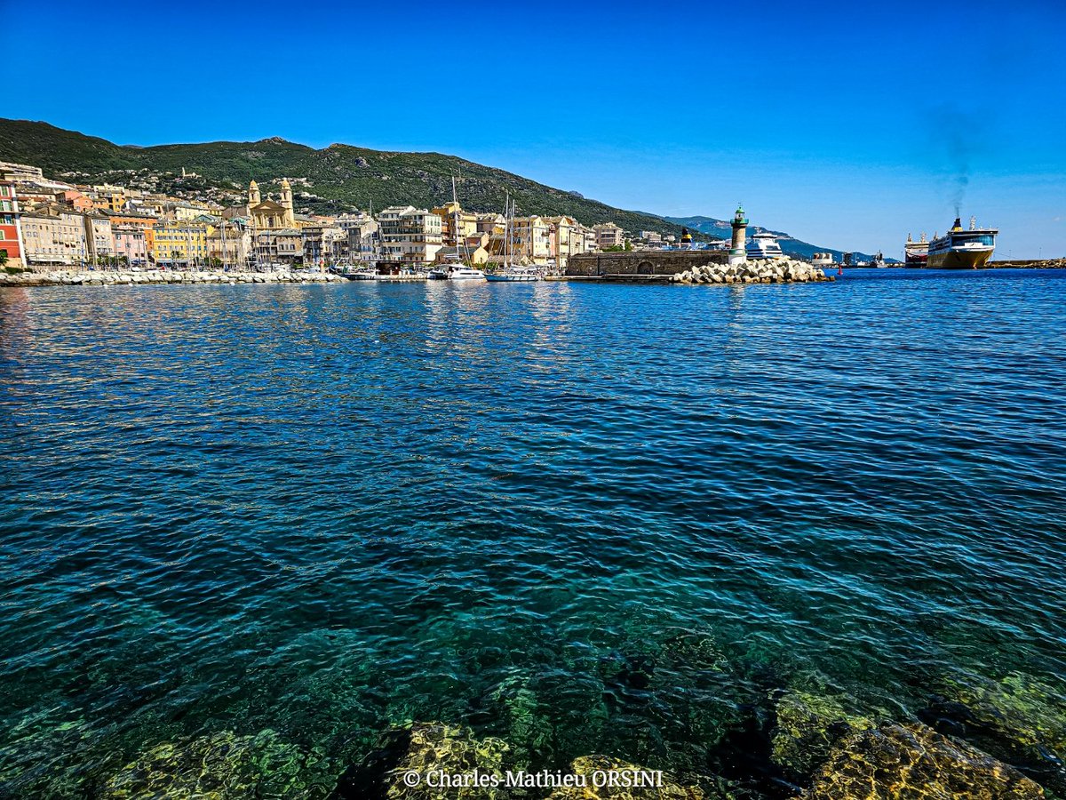 Charles_MCMXCV's tweet photo. ➡️ BASTIA - 24.05.2026

​Ⓒ Charles-Mathieu ORSINI 

​Bonghjornu. Ritratti di Bastia. 

​#corsica #bastia #visitcorsica #blue #sea 

1/2 https://t.co/W4dZXMIRy3