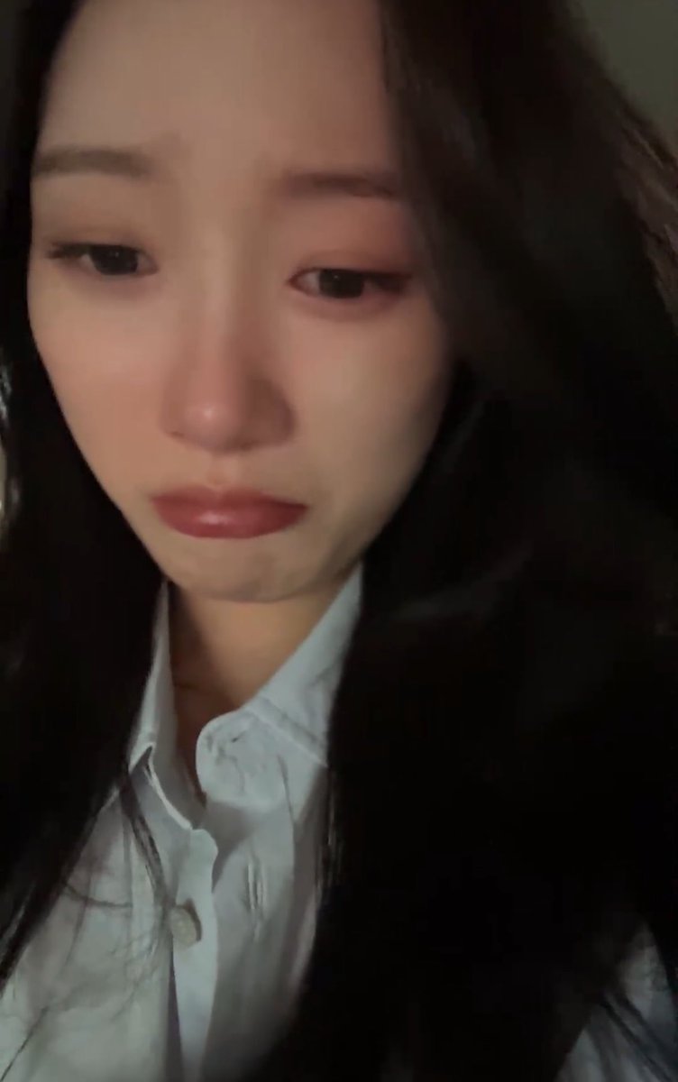 loesrecih's tweet photo. 제 만두 지금 다 불어서 왔어요 https://t.co/ZecBoGUTJ0