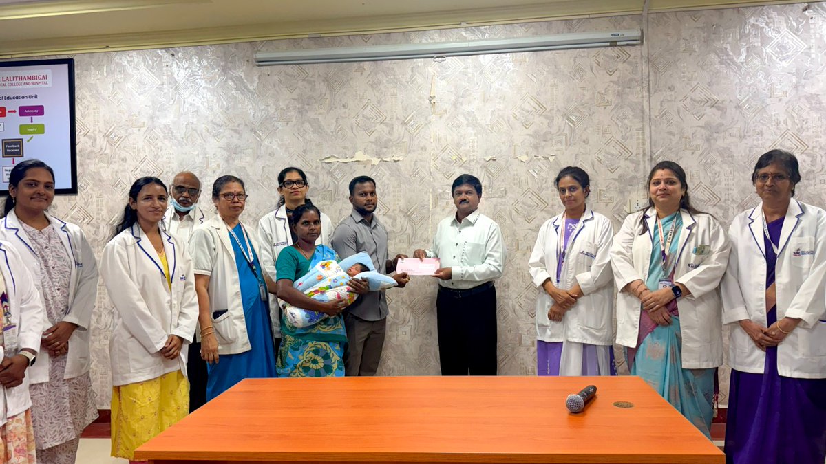 AcsArunkumar's tweet photo. Happy to share the occasion of my birthday through an act of giving by presenting a cash gift of ₹10,000 each to four newborns at SLMCH. Joined by the faculty from the Departments of Obstetrics &amp; Gynaecology, Paediatrics, and Anaesthesiology.

#DRMGR #MGRERI #SLMCH #birthday https://t.co/TJ7tW6Hxtu