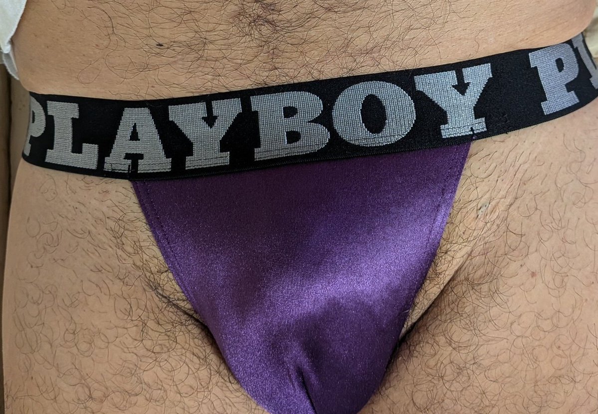 marumarumaru584's tweet photo. 昔懐かしいTバック https://t.co/mNbviml53z