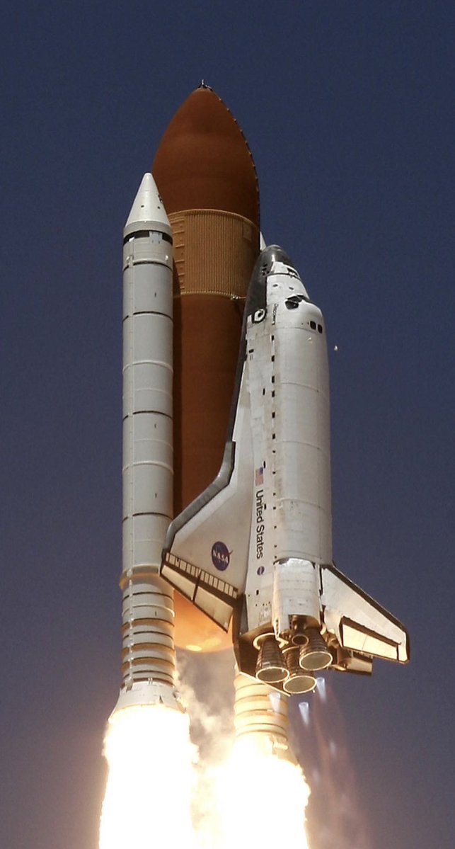 billmeco's tweet photo. OTD July 4 20 years ago #SpaceShuttle #Discovery #STS121 #ov103 #ksc launched to the #ISS https://t.co/727CMq4dnZ https://t.co/zzGYh21ebX