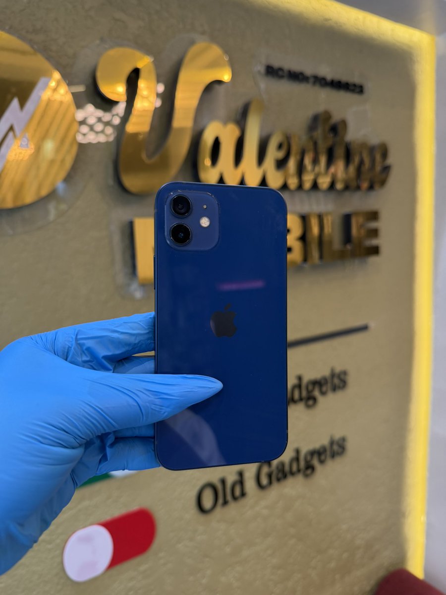 ValentineMobile's tweet photo. SWEET DEAL‼️IPhone 12 

12 28gb 
Price: 270k
Face ID ✅
In good condition 

For Online payment:
1013161531
Valentine mobile Ltd
Keystone bank

1st Address
suite B42 new Bannex plaza opposite zenith bank, wuse Il, Abuja

2nd Address
Shop VSG 7 new banex plaza Wuse 2 Abuja 

To Order: Call/WhatsApp/DM
Valentine- 08066658411
Nationwide delivery!