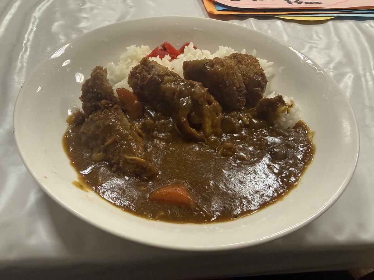 Satoshi_mbl's tweet photo. 弁天さんでカレーを頂きました https://t.co/MzlJPx0P2j