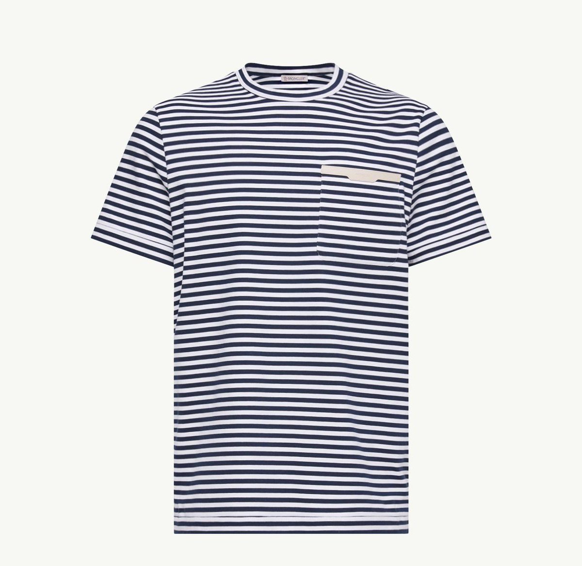 KHJ_H0NGSTYLE's tweet photo. [260627] KIM HONGJOONG ICN airport departude to London 

Stripe shirt and Vest from @Moncler 
Striped Cotton T-Shirt 
$725
🔗 : https://t.co/eCX6aGkWZr

Dark Blue Catoctin Vest 
$1.305
🔗 : https://t.co/v3k8YNFW1L

#HONGJOONG #홍중 #Moncler
#ATEEZ @ATEEZofficial https://t.co/VRvfuggX0O