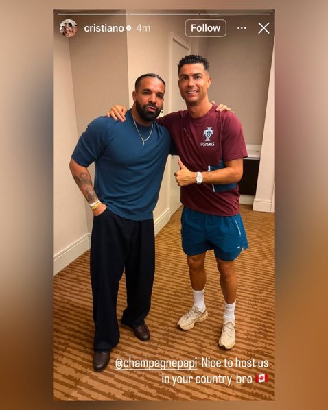 Shadaya_Knight's tweet photo. The GOATS finally met

The GOAT of hip hop

The GOAT of football

The GOATEST pic of all time https://t.co/EUIdt5oTu4