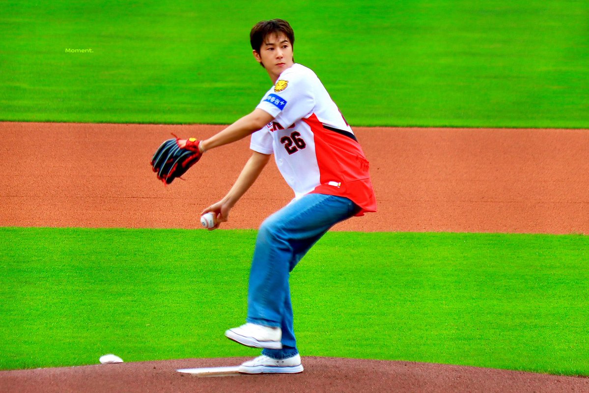 k_d0_h_60's tweet photo. 260704 
#UKNOW #유노윤호 #정윤호 

Thank you!🐯 https://t.co/IbJ4eaKfKZ