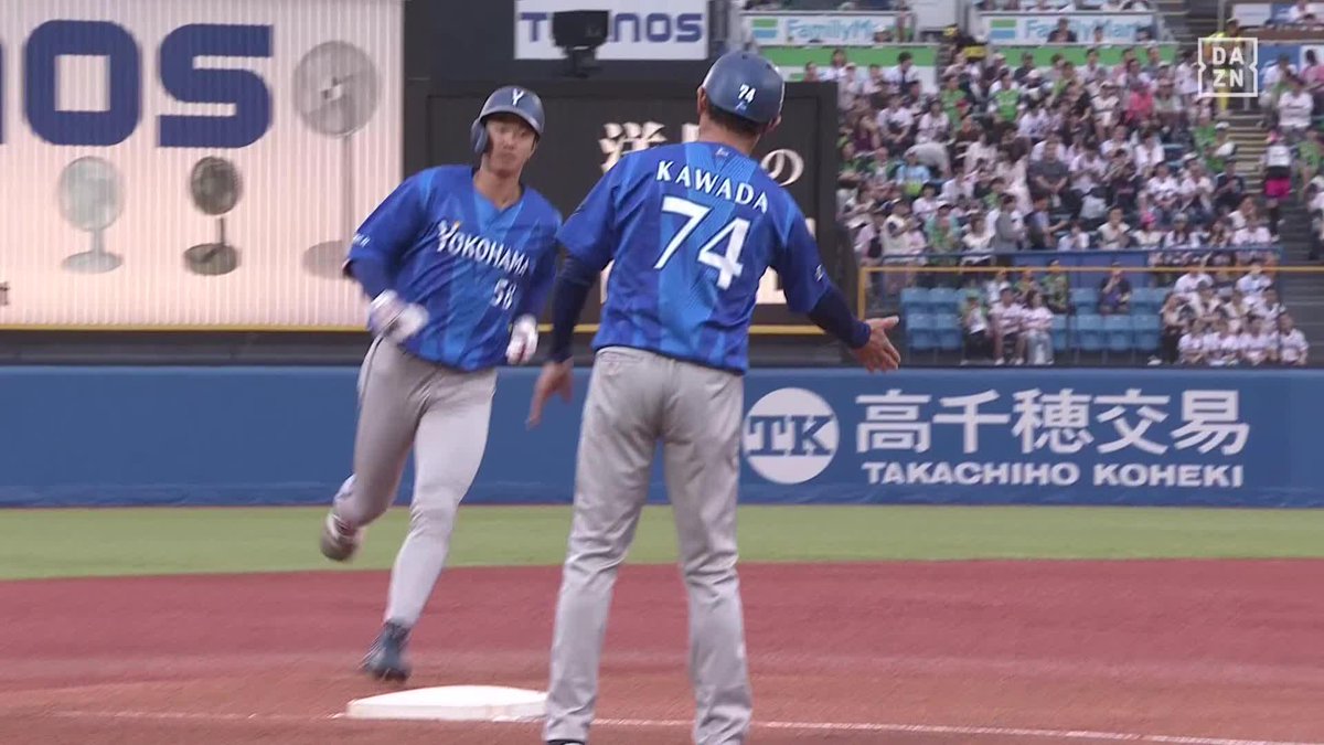 インコースに対して開きながら打つのではなく、しっかり 引き付け つつ