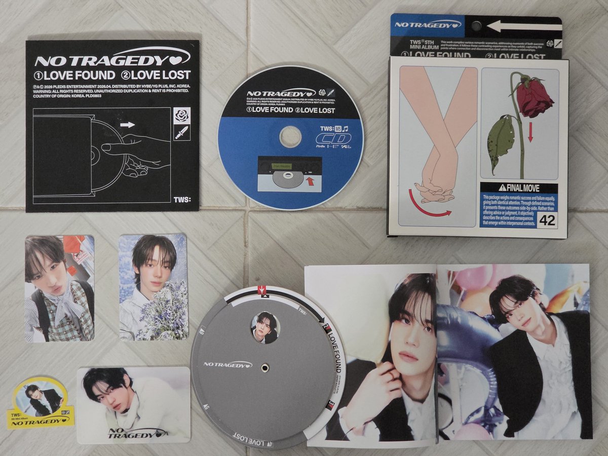 InSeong_Terryy's tweet photo. ได้รับอัลบั้มเรียบร้อยแล้วนะคะ แพ็คจัดส่งมาเป็นอย่างดี เป็นการสั่งอัลบั้ม TWS ครั้งแรกเลยค่ะ แต่แม่ค้าน่ารักมาก รู้สึกอุ่นใจเหมือนสั่งมานานแสนนาน 55555 

ปล. ถึงคุณชินยูจะไม่รัก แต่คุณโดฮุนรักฉันอยู่นะ 🥰

#reviewbcxyh614 https://t.co/KkOIJYXD2o