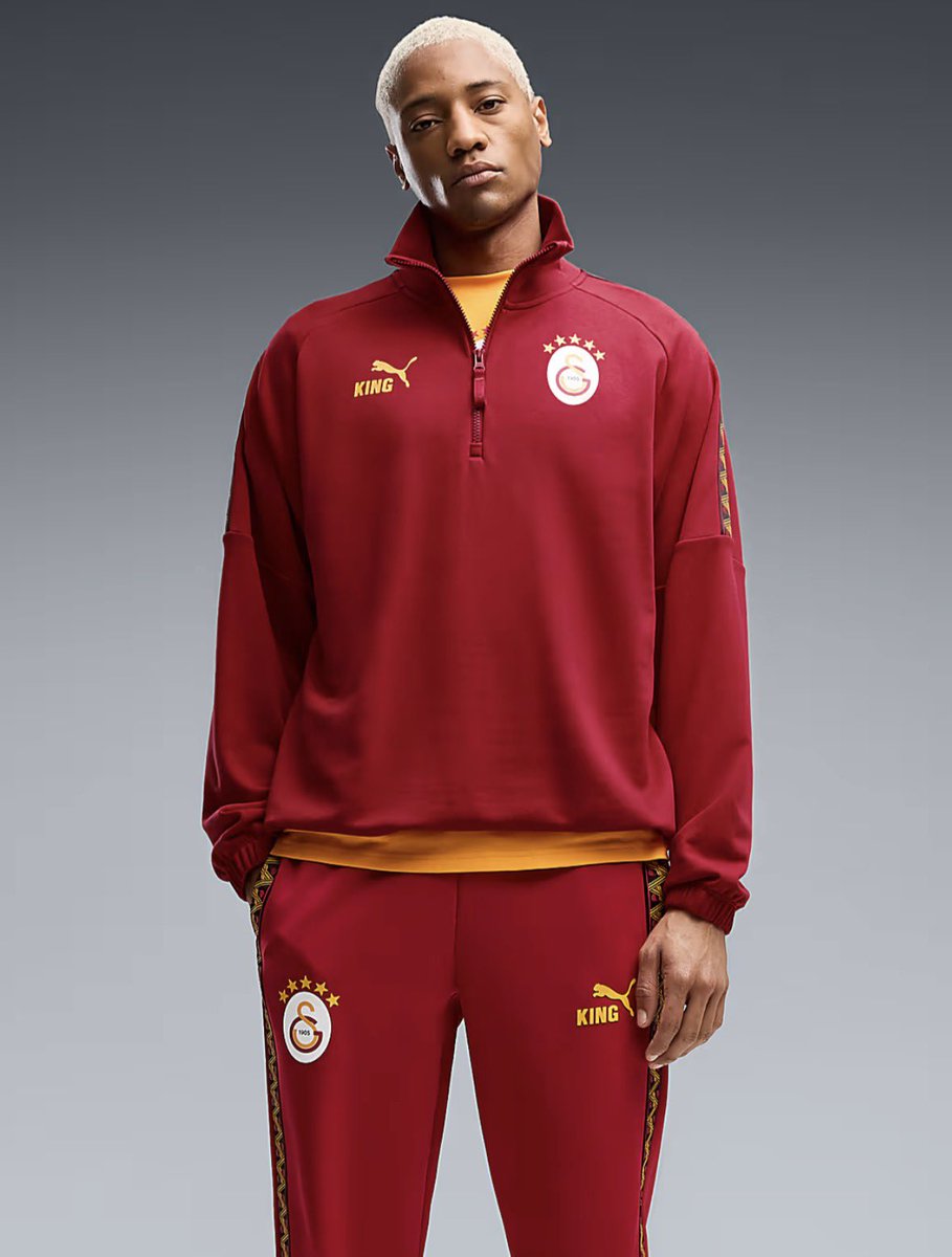 AslanGSChampion's tweet photo. Elim ayağım titriyor @GSStore https://t.co/1iACcdHhrw