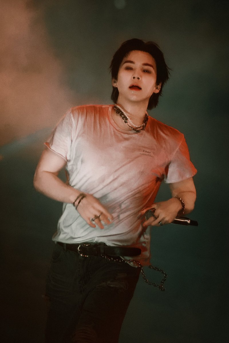 93DaeguTownSuga's tweet photo. This was his hottest look yet. He fine, so fine ❤️‍🔥❤️‍🔥❤️‍🔥 https://t.co/y4GJ1gQA0j