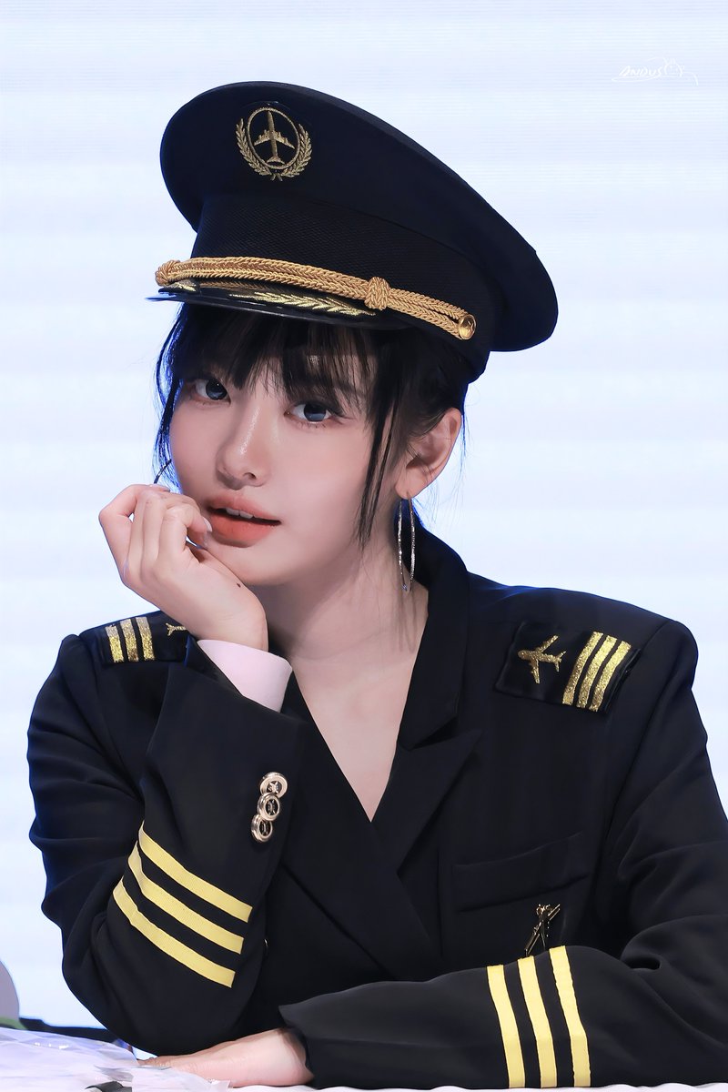 AndusMui's tweet photo. 260704 MS fansign event

#NINGNING #aespa
#닝닝 #宁宁 #宁艺卓 https://t.co/iWtHwlgk0k