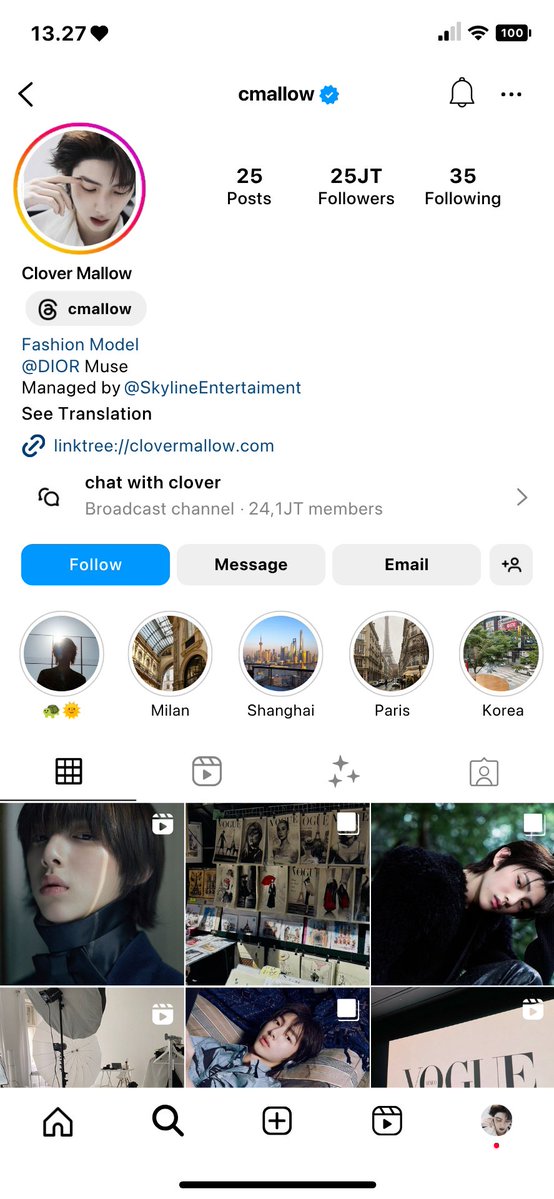 aksarambiru's tweet photo. #hyeonhoon few-tweets au. 

Benang Takdir — F1 Driver Hyeon ft. Model Jju. https://t.co/Z7xxelswr1