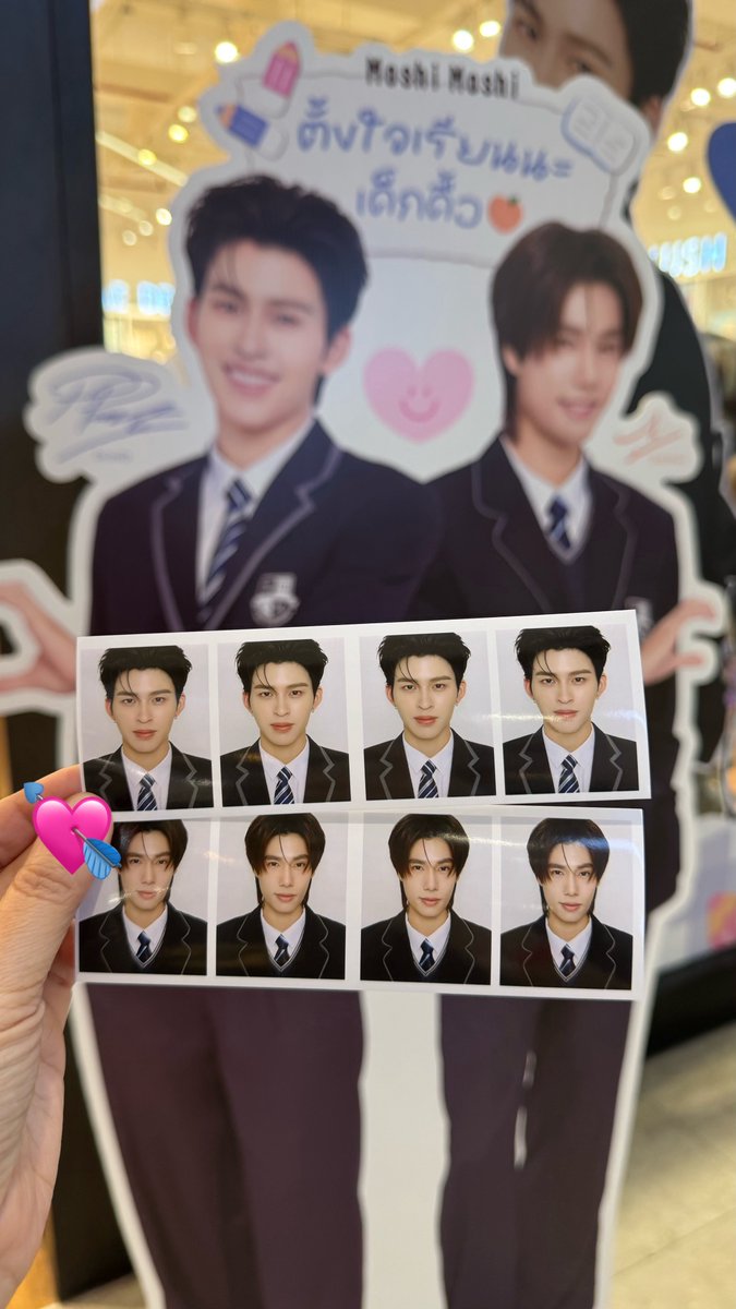 wamh1025ppp's tweet photo. ได้มาปริ้นรูปที่โมชิโมชิละ 🥰🤟🏻
รูปที่กระจกยิ่งใหญ่มาก น่ารักกกกกกก 💘

#MoshiMoshixPondPhuwin
#ปอนด์ภูวินทร์ https://t.co/fBwrioUnqS