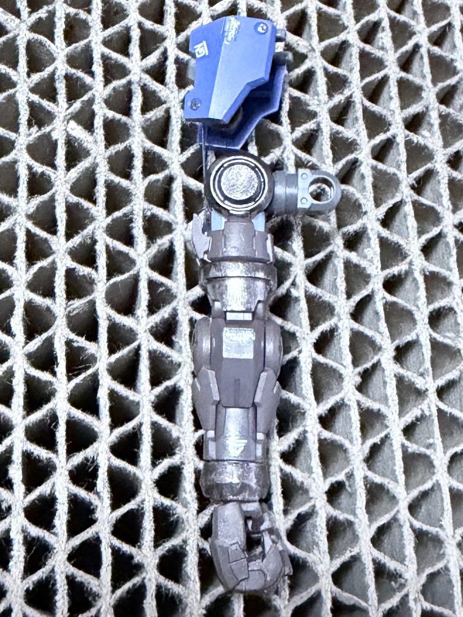 masatsufile's tweet photo. RG ガンダムエクシアリペアⅣ 進捗

今日は左腕だけ。

一部ヘビーガンメタリックで塗装しましたが、効果はいまひとつか。

あとはリアリスティックデカールと汎用デカールを貼りました。

#ガンプラ
#グラハムガンダム
#ガンダム00 https://t.co/LQBfVlh1JM