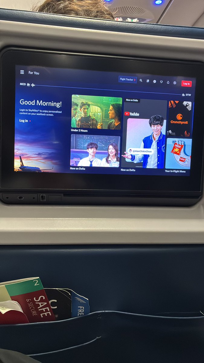 Syn_Tcg's tweet photo. 3 am wake up to fly up to work and I get first class. Standby gods in my favor today. https://t.co/kfx9yqcLCa