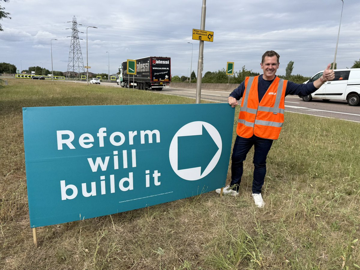RobertJenrick's tweet photo. So much for Burnham’s devolution. 

Labour have cancelled all the major road projects in the East Midlands. 

They didn’t even tell the Labour Mayor. 

Well @reformparty_uk will get building again. https://t.co/SWGL3d7cbI
