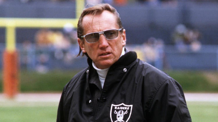 paulpf66's tweet photo. Salute to everyone in RaiderNation. Enjoy your day today, eat too much, drink too much and don't forget today is Al's Birthday 👊🏴☠️🖤 #July4th #AlDavis https://t.co/dpTfcal3nI