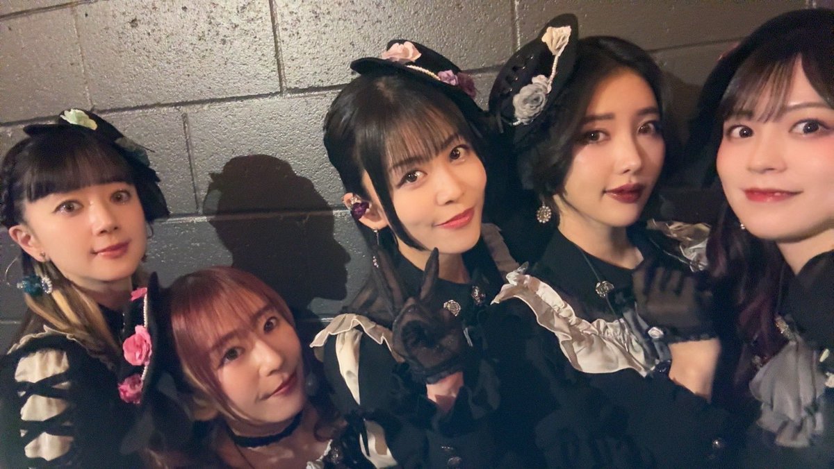 Kanon_Shizaki's tweet photo. 🥀

#AnimeExpo #AX2026 #AnimeExpo2026 #Roselia https://t.co/YbngQT2pHw