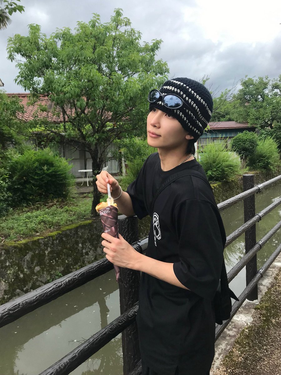 afqh717's tweet photo. Nak yoon Jeonghan pleaseeee 🥹🤏🏻 https://t.co/N5amtlFCvo