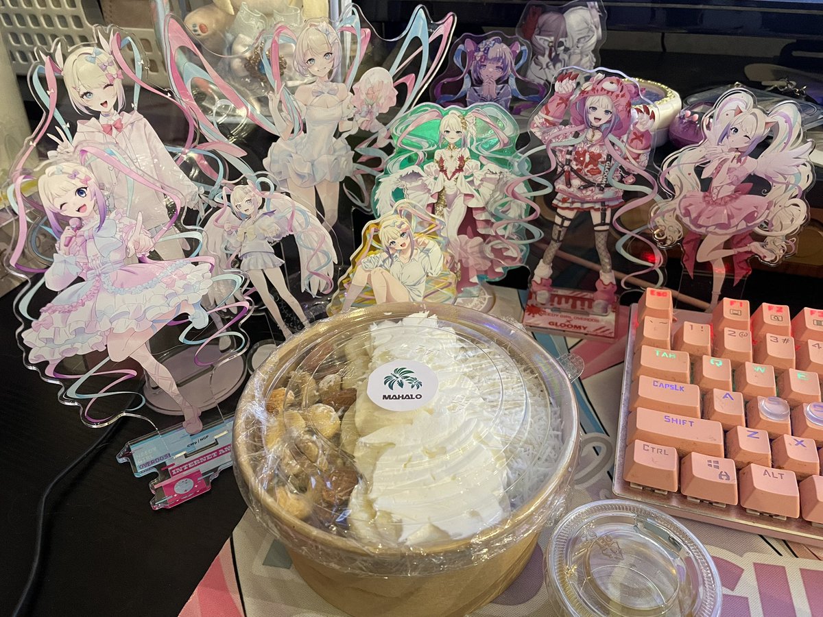 1nqse's tweet photo. れみからのアサイーボウルスパチャ🐮🥣🫐🍌🍓 https://t.co/c3cAFoq4dg