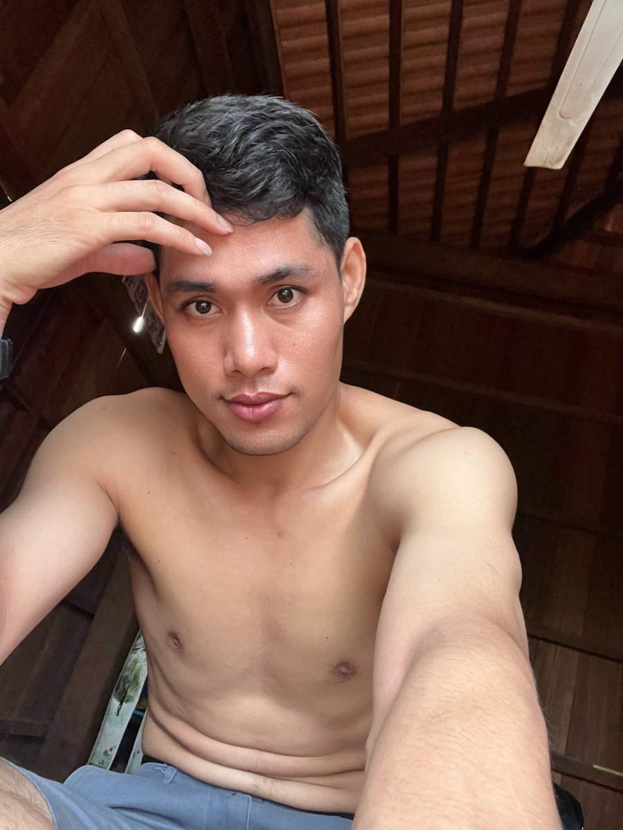 BeeRa3366's tweet photo. អាយអ��់យូរហេវ🤣🤭 https://t.co/pOBCVHjQo5