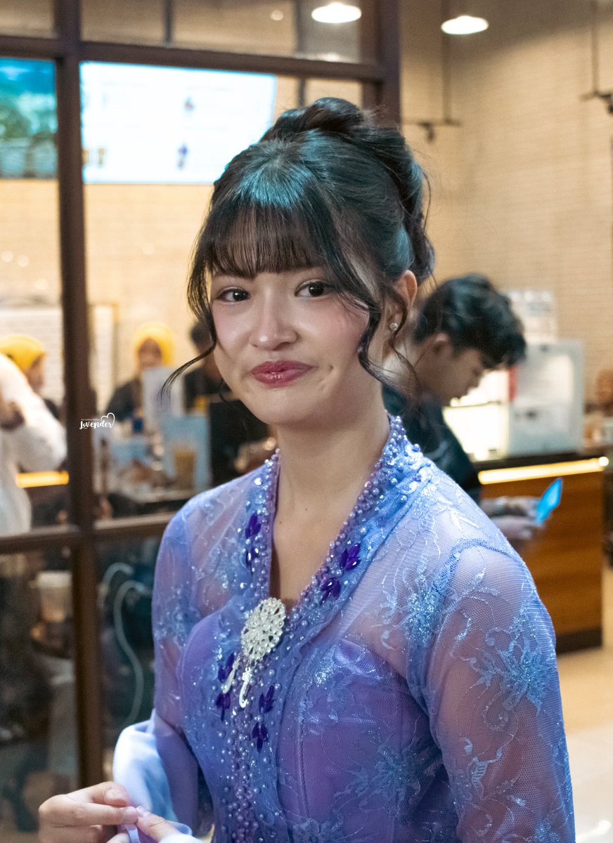 Lovender09's tweet photo. 💜💜💜 @Elin_JKT48 https://t.co/Jb3o7tCUPV