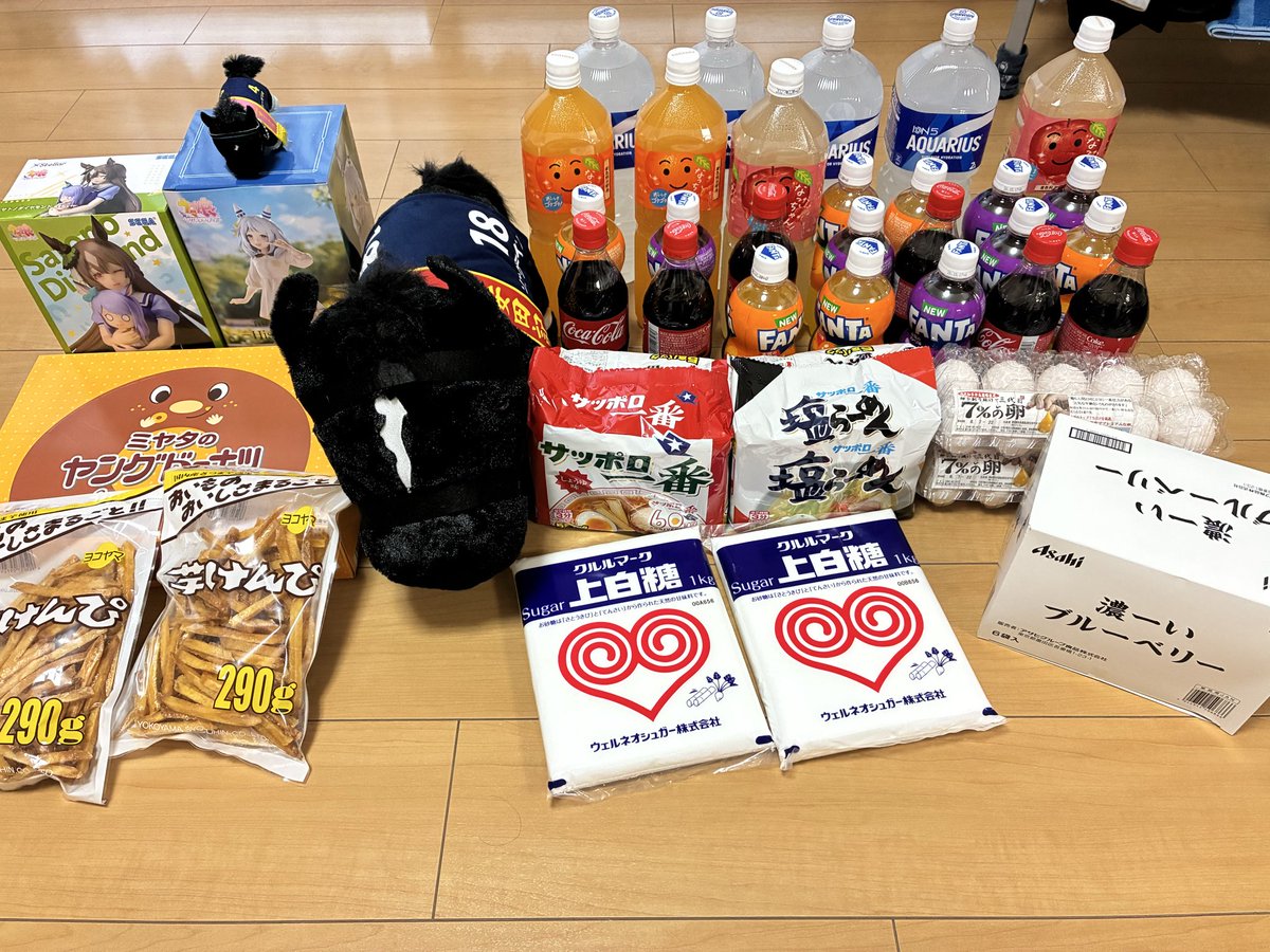 OUSSB_kijitora's tweet photo. このゲーセンまた行ってきた、今度は家族で

これ全部で1万以内で取れたのお得感凄いわ、ぬいぐるみもフィギュアも全部1000円以内で取れた https://t.co/kdXeZuaWiy