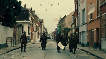 Gibboanxious's tweet photo. Dunkirk (2017) 

dir. Christopher Nolan https://t.co/crzLkH8lUB