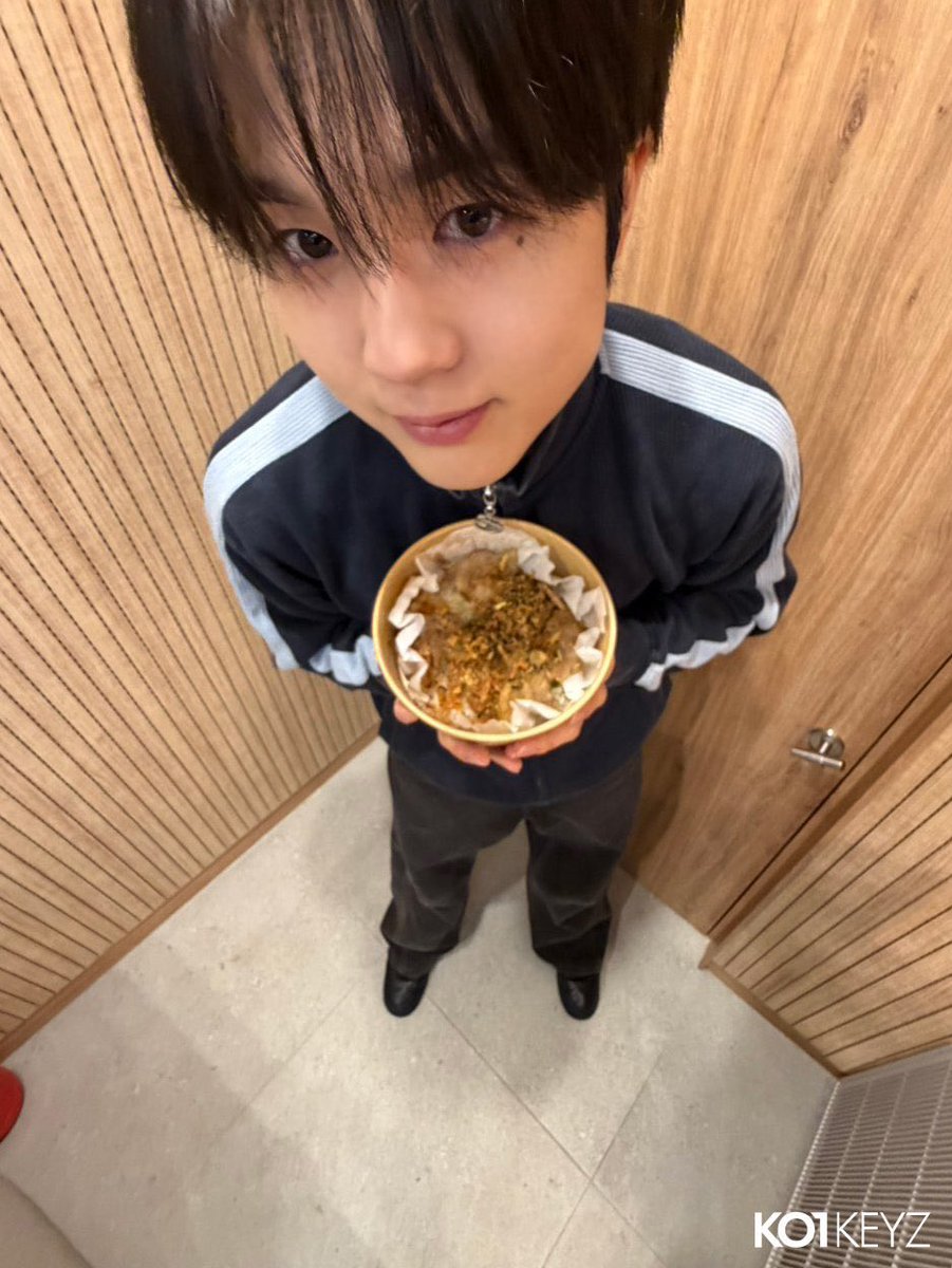 _swlzn's tweet photo. もちっさカワイイね(๑>◡<๑) https://t.co/f2vmGArn17