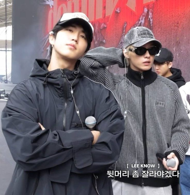 minsungroll's tweet photo. bro just look at them https://t.co/eu9AwLZ3fz