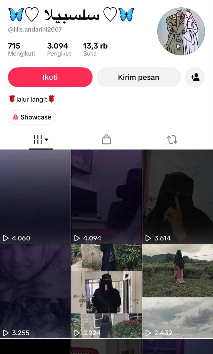 dxrkchocolx's tweet photo. lagi rame nih di tiktok, kisah cinta lesbiola akhwat bercadar lilis dan salsabillah

kenapa manusia semakin aneh sih? https://t.co/BiWDI5Lldz