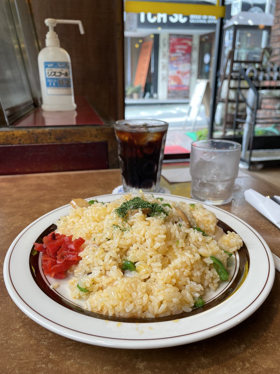 xtetsuji's tweet photo. 昼食：エビピラフ、アイスコーヒー / I'm at 喫茶 モンド in 品川区, 東京都 https://t.co/k0R8Lhx4V2 https://t.co/yhkKFfhTAv