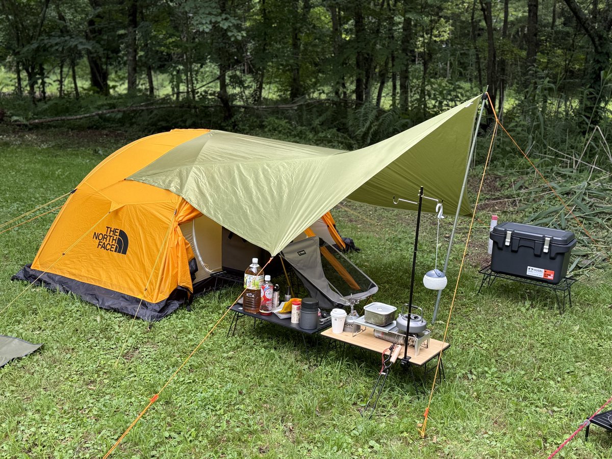 WhiteCat_CaaD's tweet photo. あいにくの曇りだけど、涼しくてよかった🏕️ https://t.co/5ggokRv6Yz