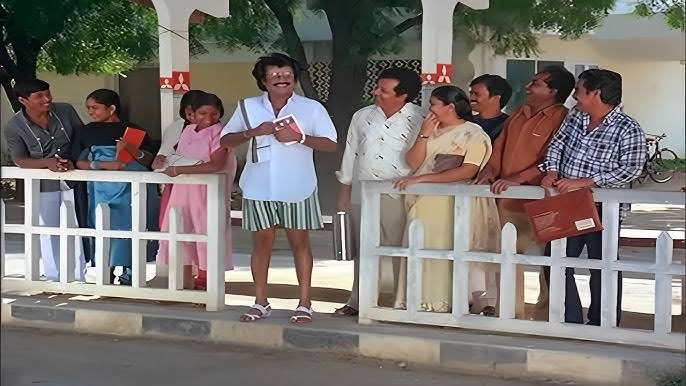 SoonaaPaanaa's tweet photo. மத்தில மோடி மாநிலத்துல விஜய்னு
மக்கள்லாம் குதூகலமா இருக்க மாதிரி இருக்கு 😁 https://t.co/RuO1uqwF3y