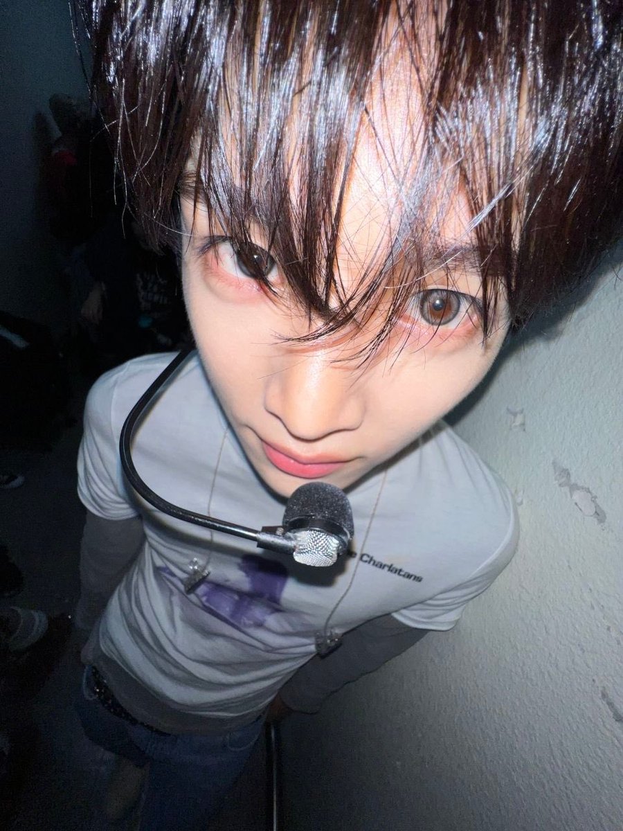 eeeunchan's tweet photo. 헉 https://t.co/25QRaMZ0Zo