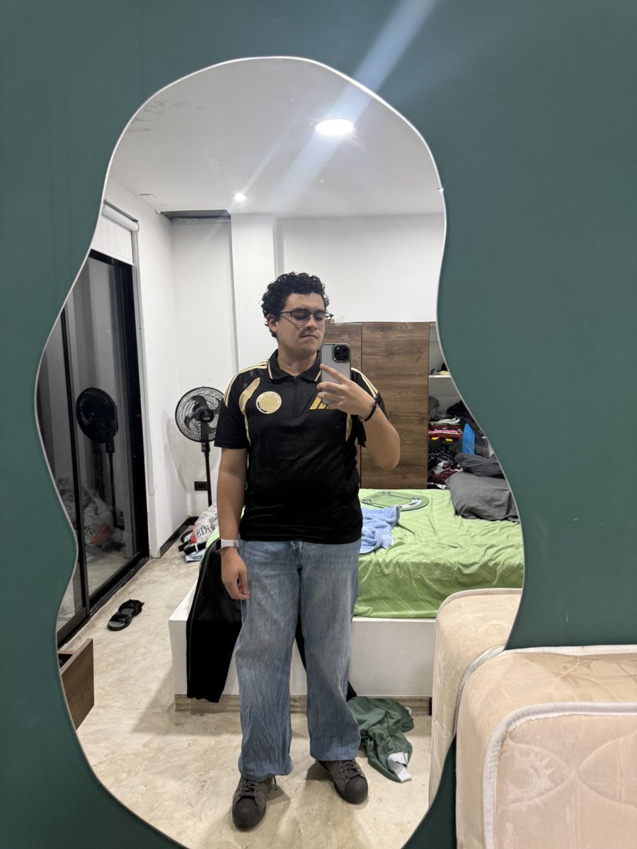 Wedgranado's tweet photo. Colombia won :) #findom #cashmaster https://t.co/s564OLPeXr