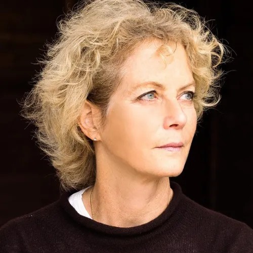 daveainsworth63's tweet photo. Happy Birthday to the wonderful English actress and animal rights activist Jenny Seagrove who was born on this day in 1957. #JennySeagrove #AWomsnOfSubstance #JudgeJohnDeed #AppointmentWithDeath #LocalHero #AnotherMothersSon #TheGuardian #WildlifeSOS #TheSignOfFour #Lewis https://t.co/PtzZ3lwlDI